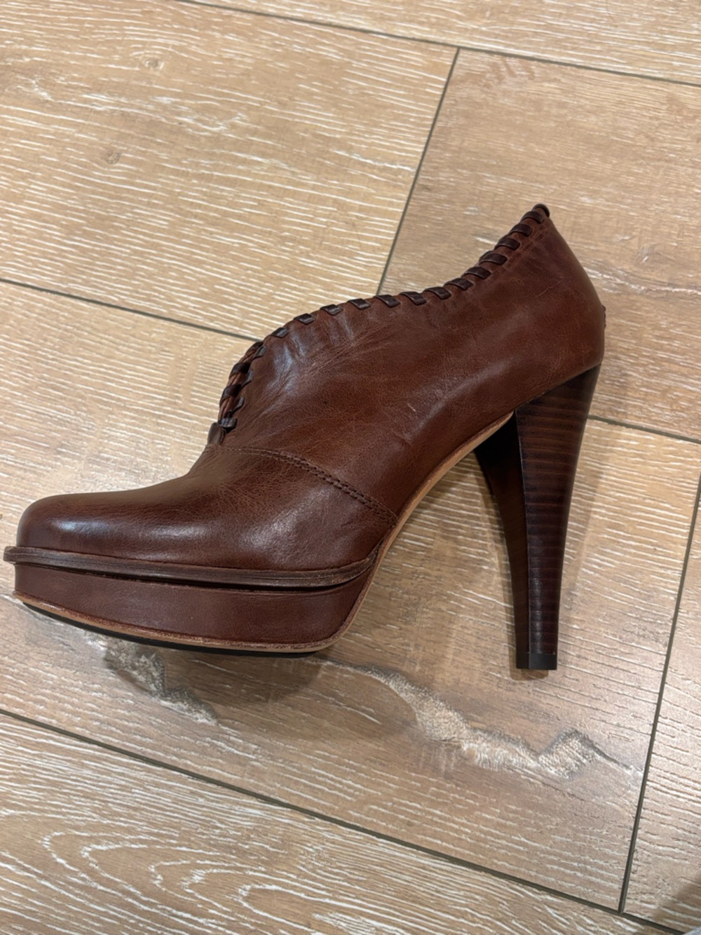 UGG Australia Jamison Brown Leather Whipstitch Platform Booties - Picture 9 of 14